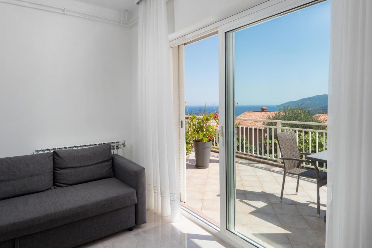Marina Rabac Exterior foto